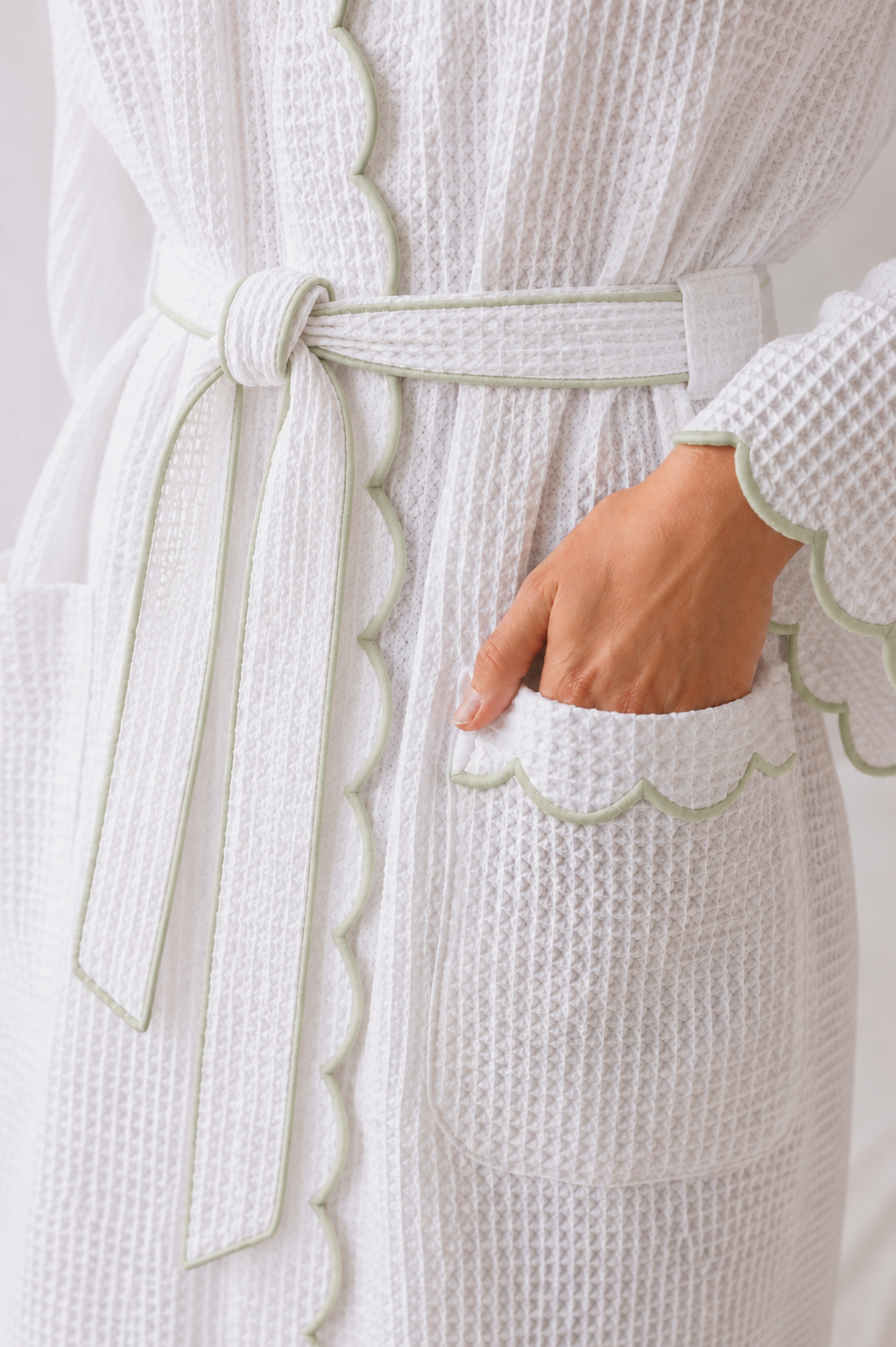 The Arabella Scallop Robe - Sage