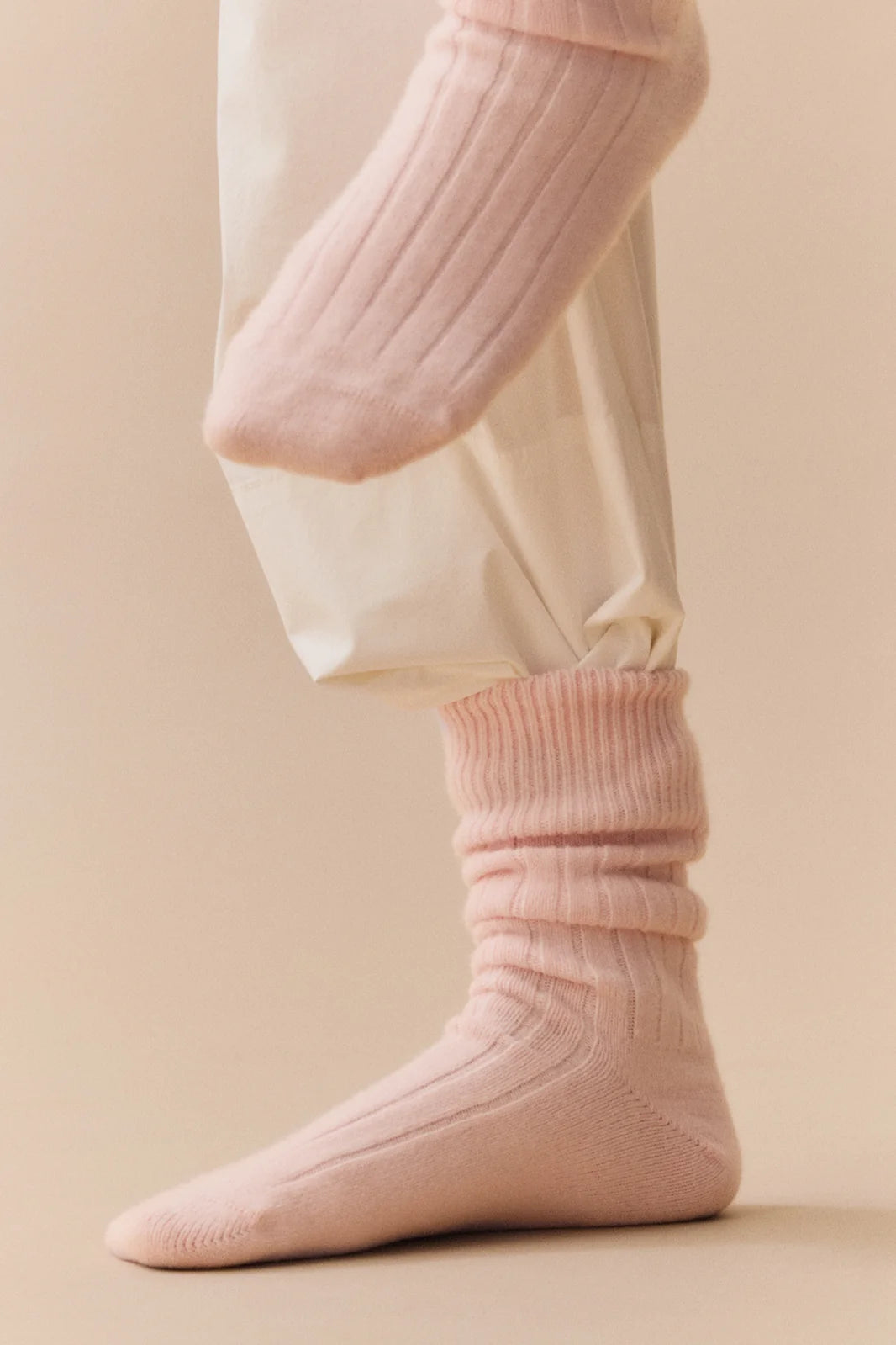 Merino Bed Socks - Frosting Pink